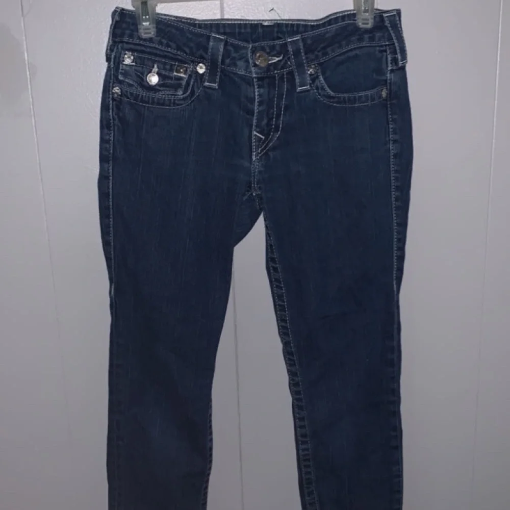 True Religion Jeans Skinny Leg Rhinestone Pocket White Stitching - Picture 2 of 3